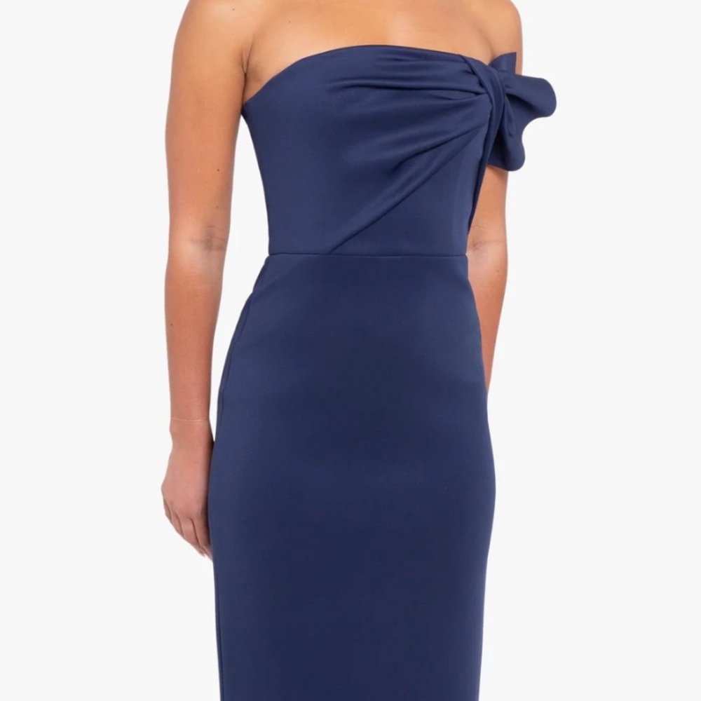 Black Halo Divina Gown